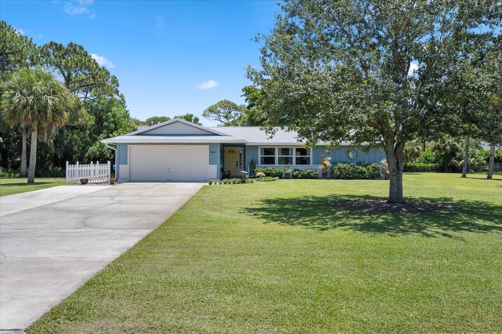 Photo of 14812 68th Drive N, Palm Beach Gardens, FL 33418 (MLS # R10903044)