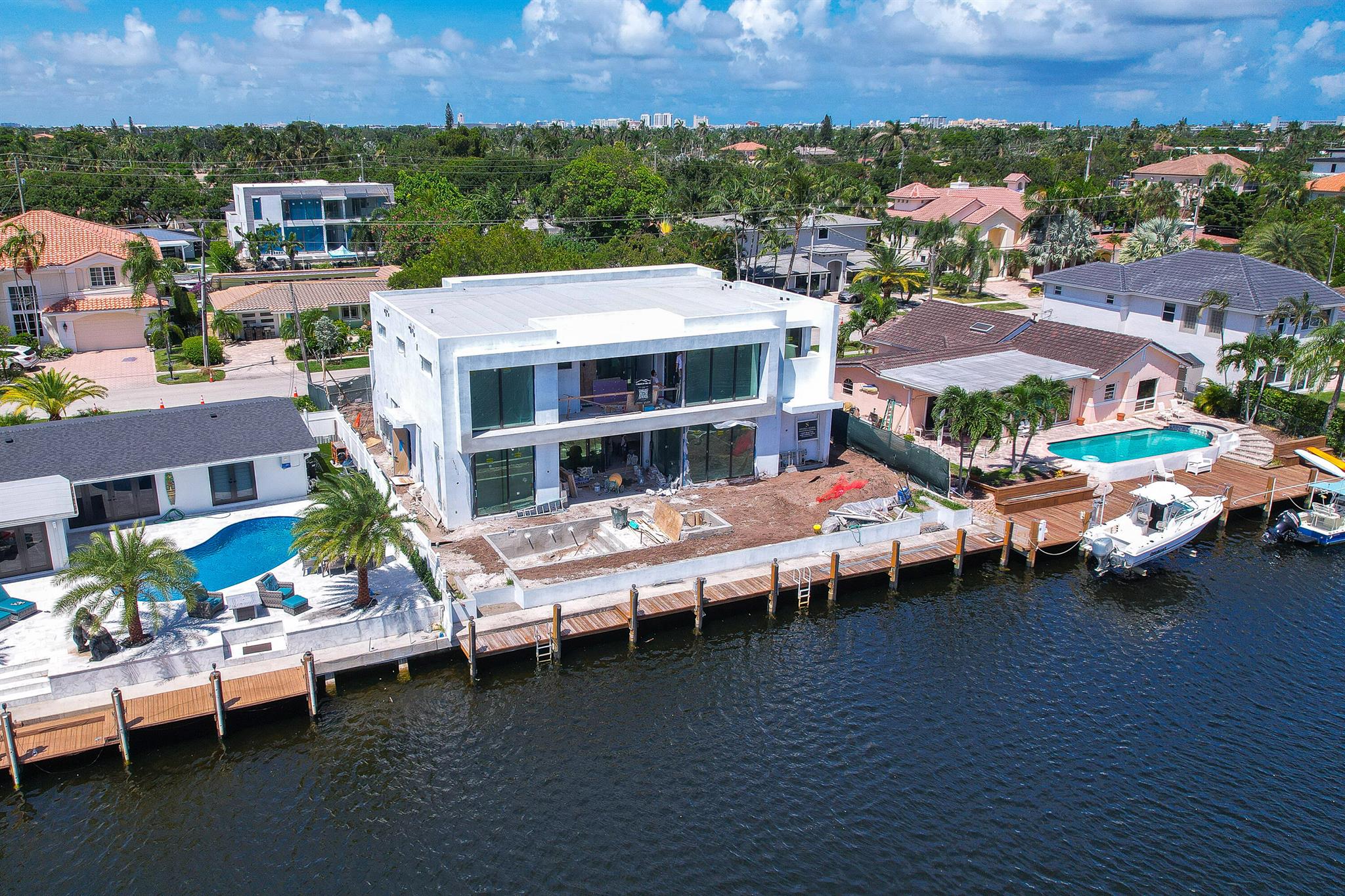 CORAL KEY VILLAS 1ST SEC - Residential