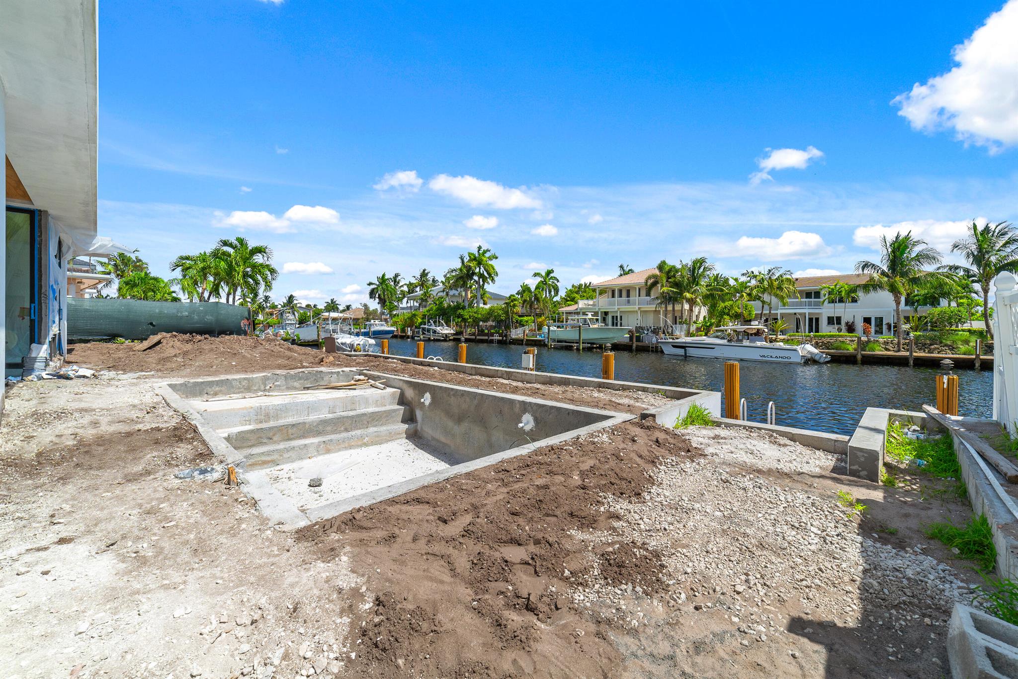 CORAL KEY VILLAS 1ST SEC - Residential