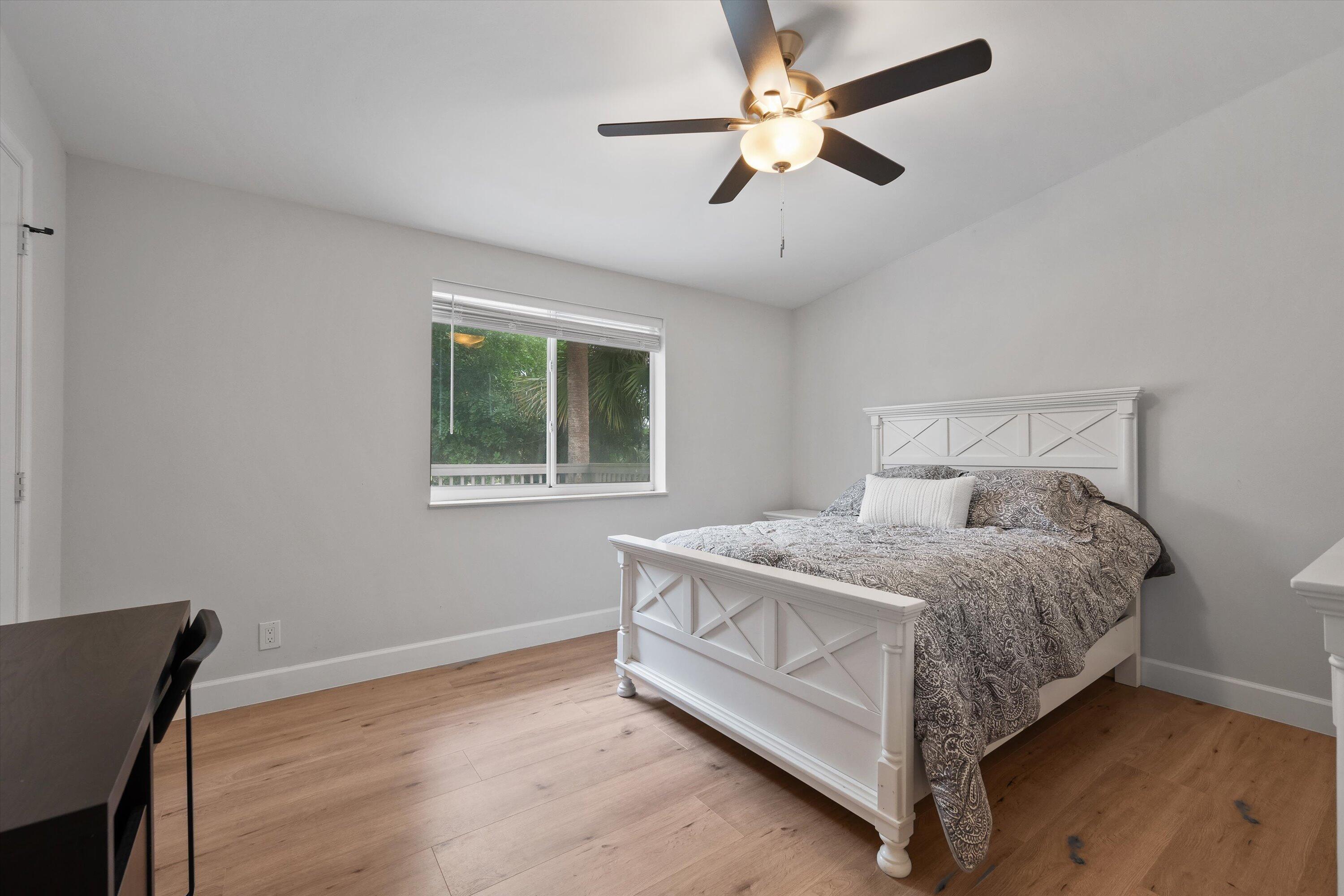 LOXAHATCHEE GROVES - Residential Lease