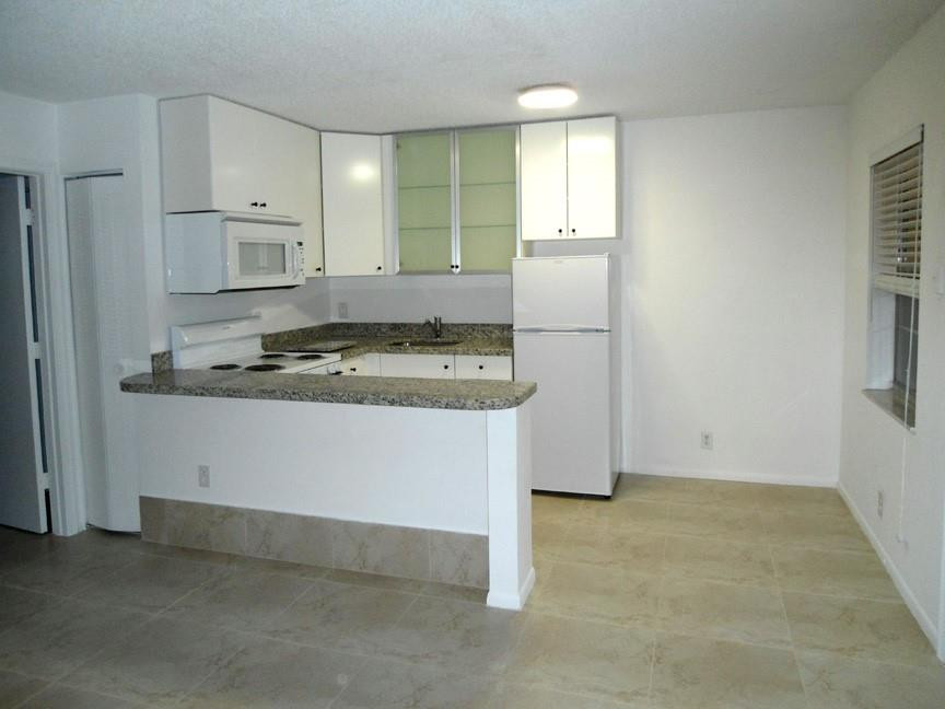 Village Park At Oakland C - Residential Lease