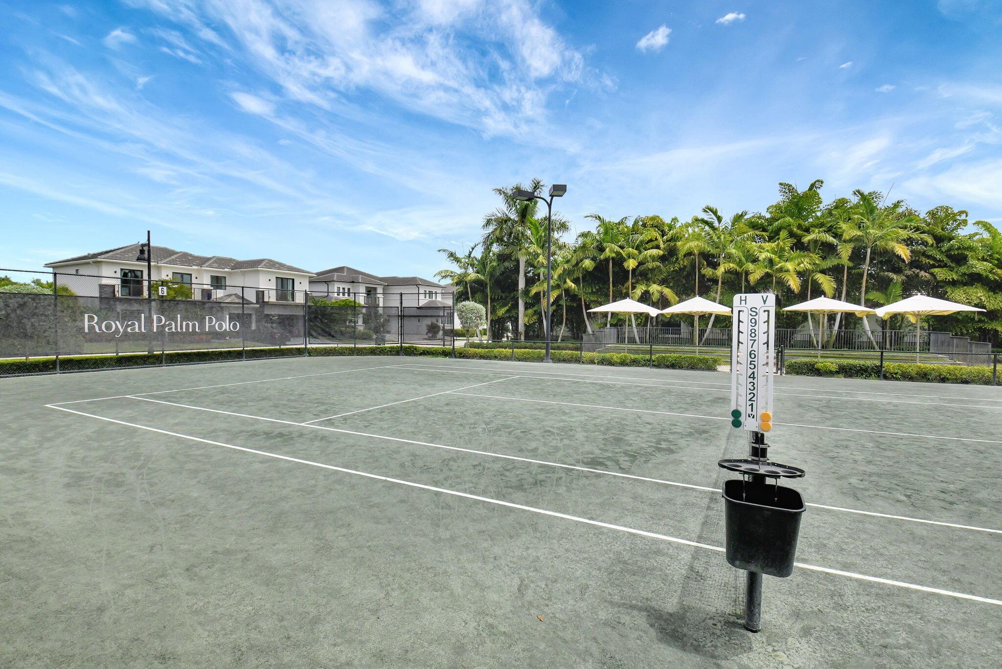 ROYAL PALM POLO - Residential