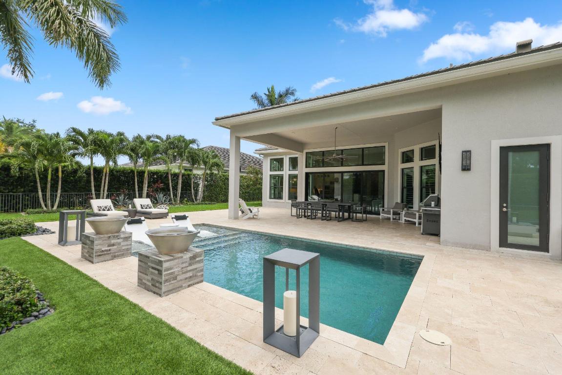 ROYAL PALM POLO - Residential