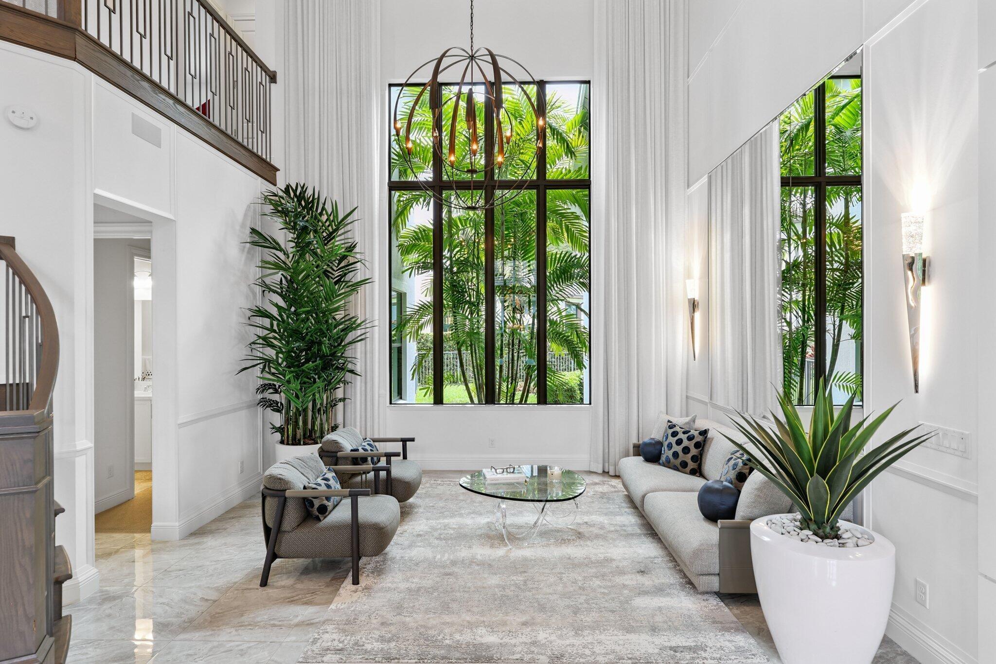 ROYAL PALM POLO - Residential