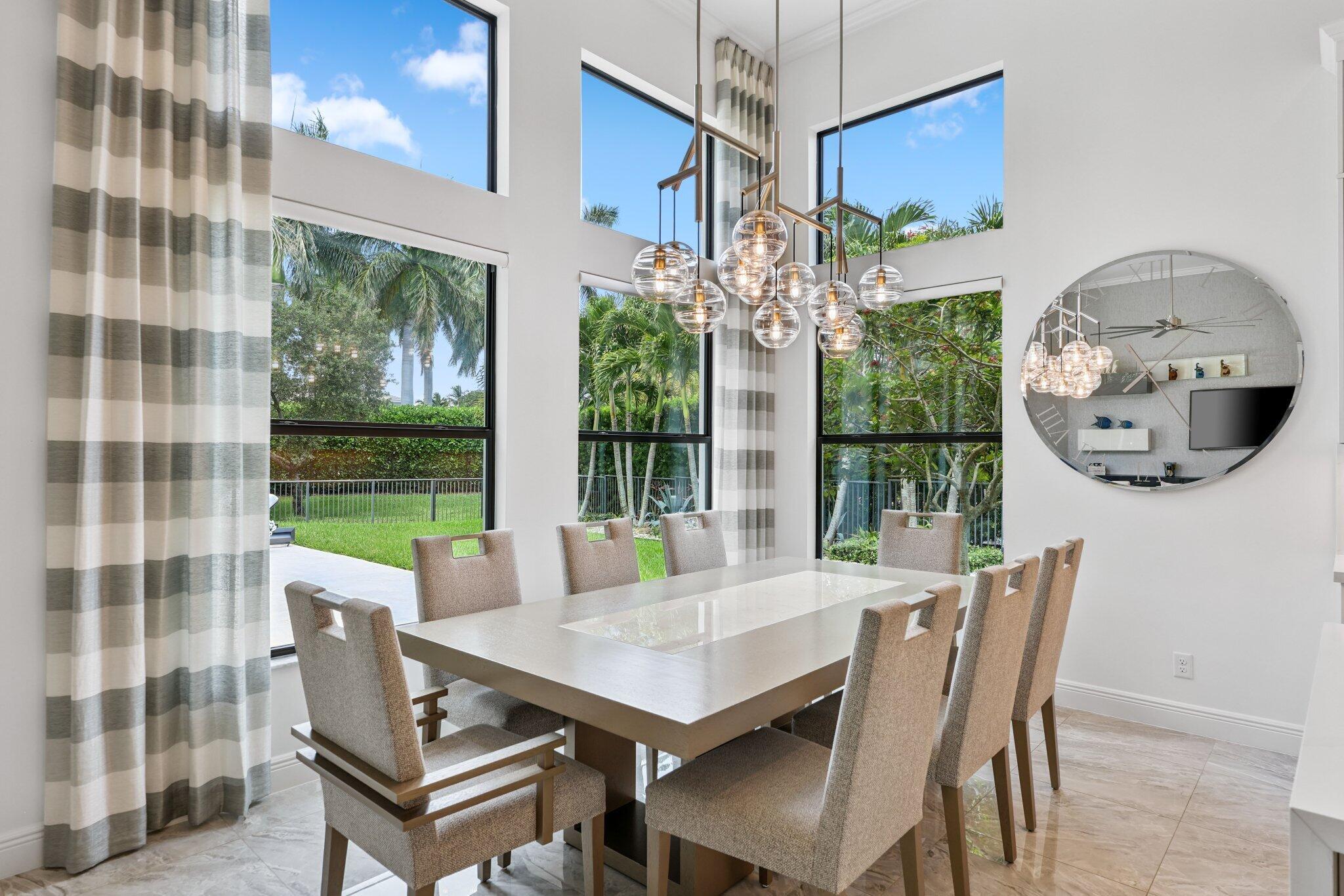 ROYAL PALM POLO - Residential