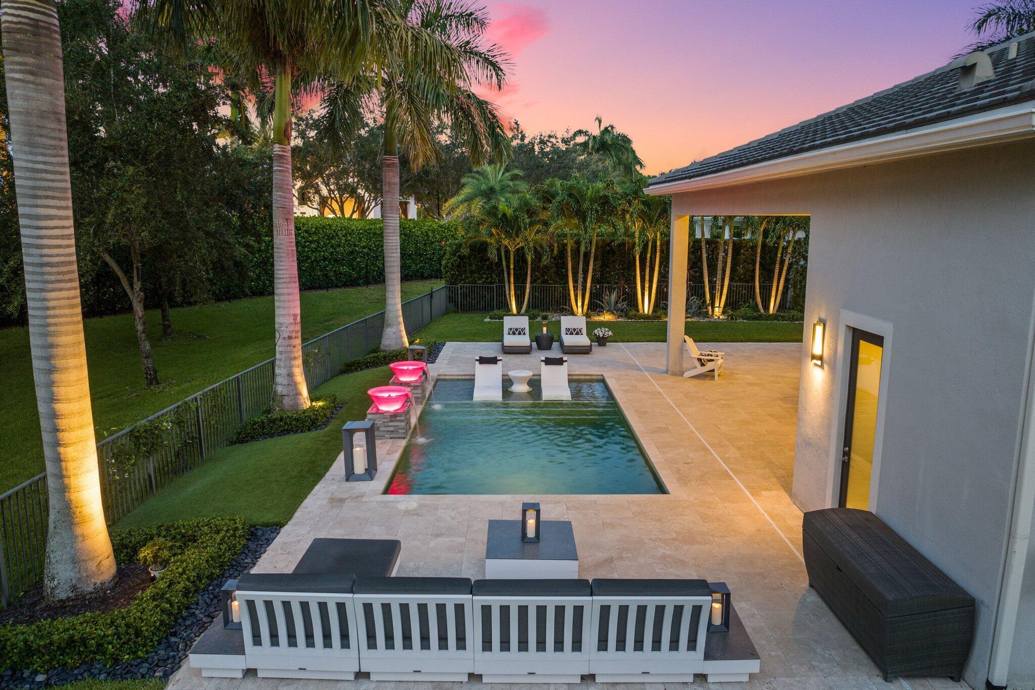 ROYAL PALM POLO - Residential