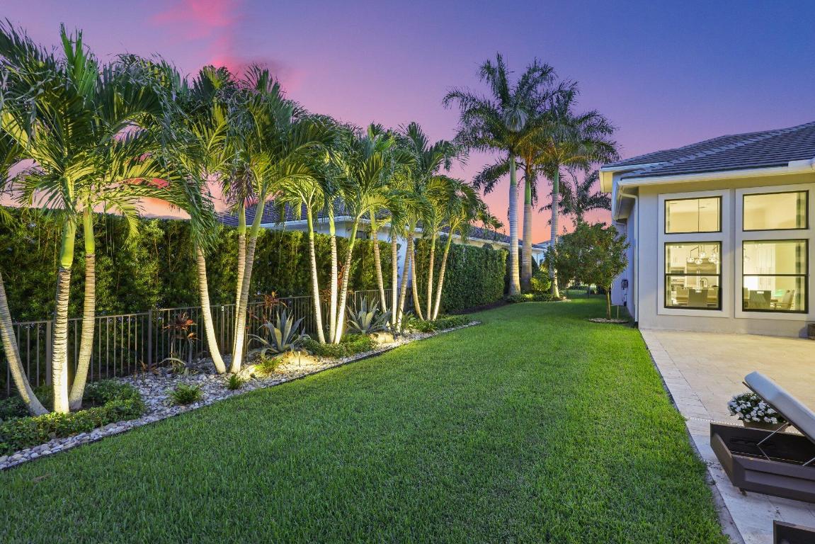 ROYAL PALM POLO - Residential