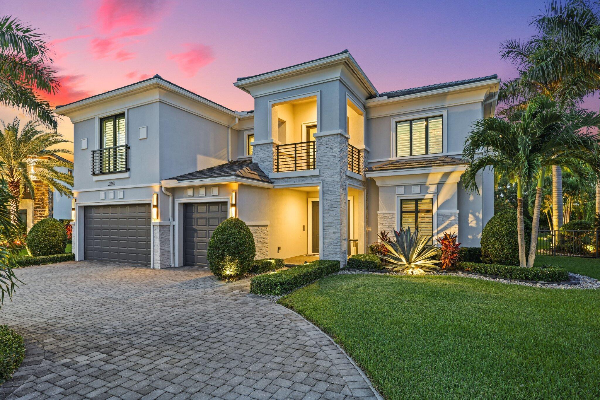 ROYAL PALM POLO - Residential