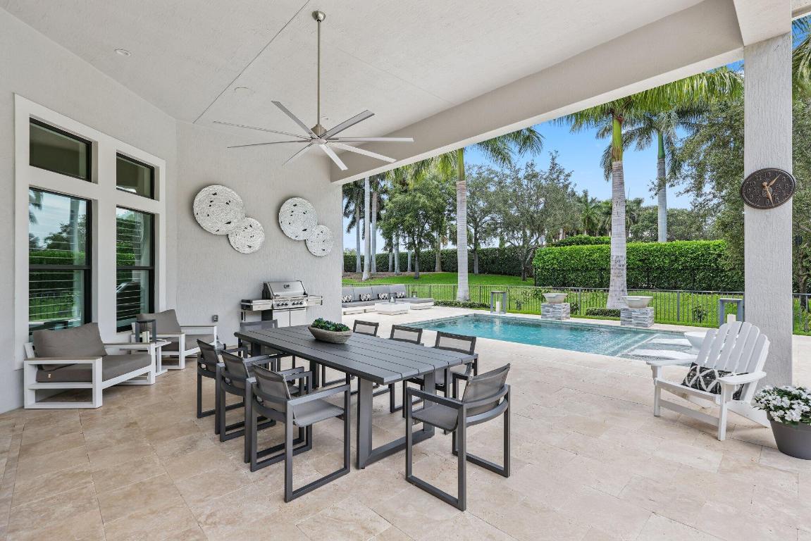 ROYAL PALM POLO - Residential