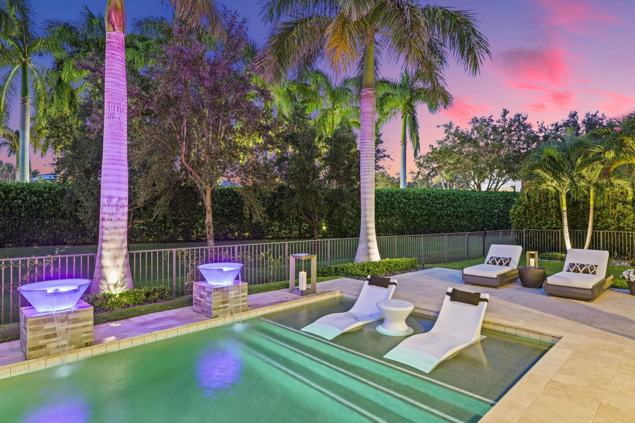 ROYAL PALM POLO - Residential