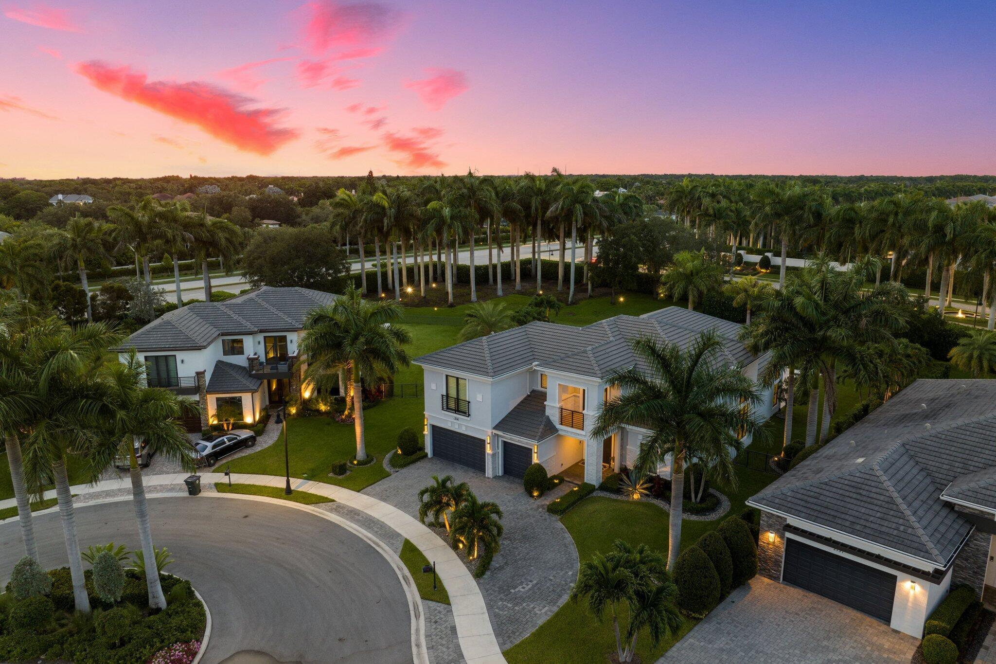 ROYAL PALM POLO - Residential