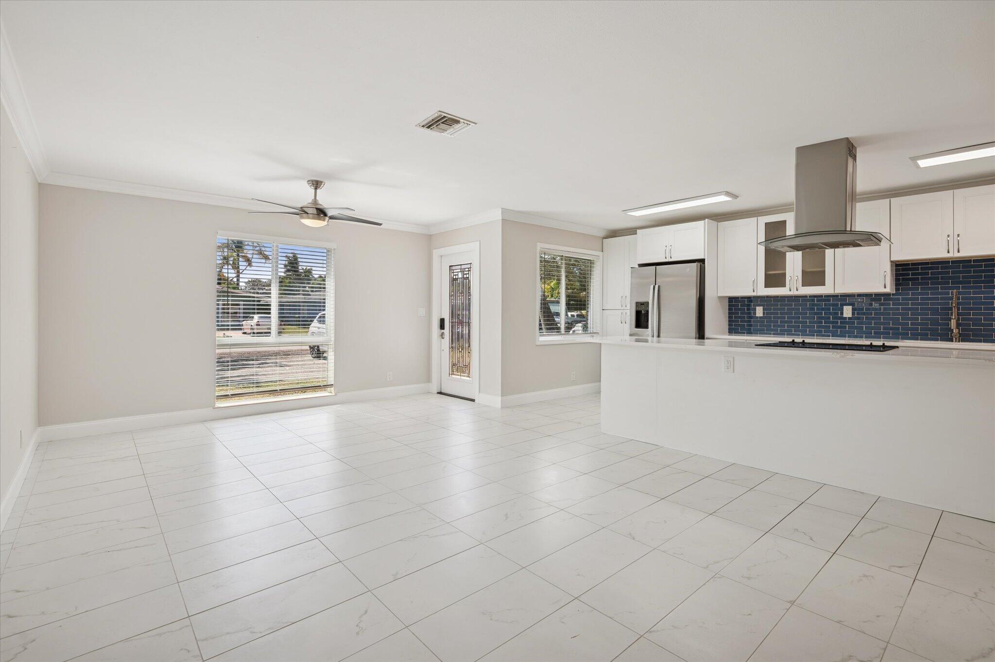 819 SW 13TH Street