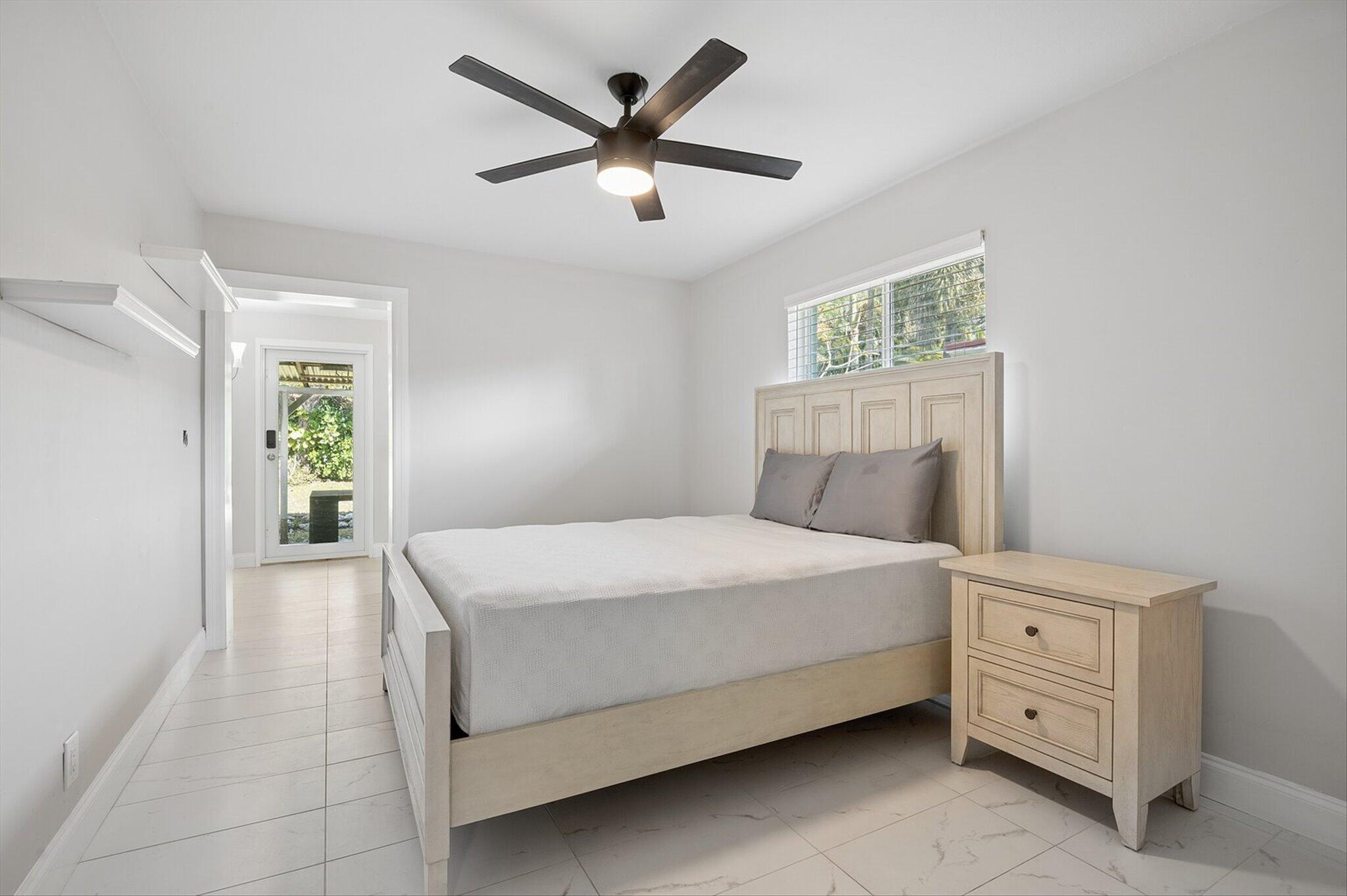 819 SW 13TH Street
