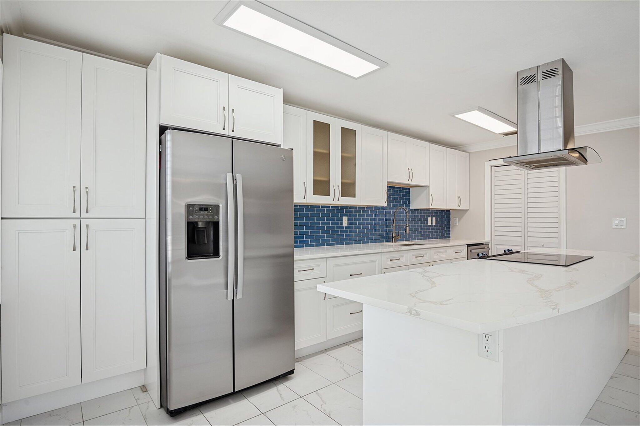 819 SW 13TH Street