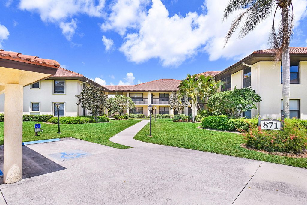 Photo of 871 SW South River Drive #101, Stuart, FL 34997 (MLS # R10991334)