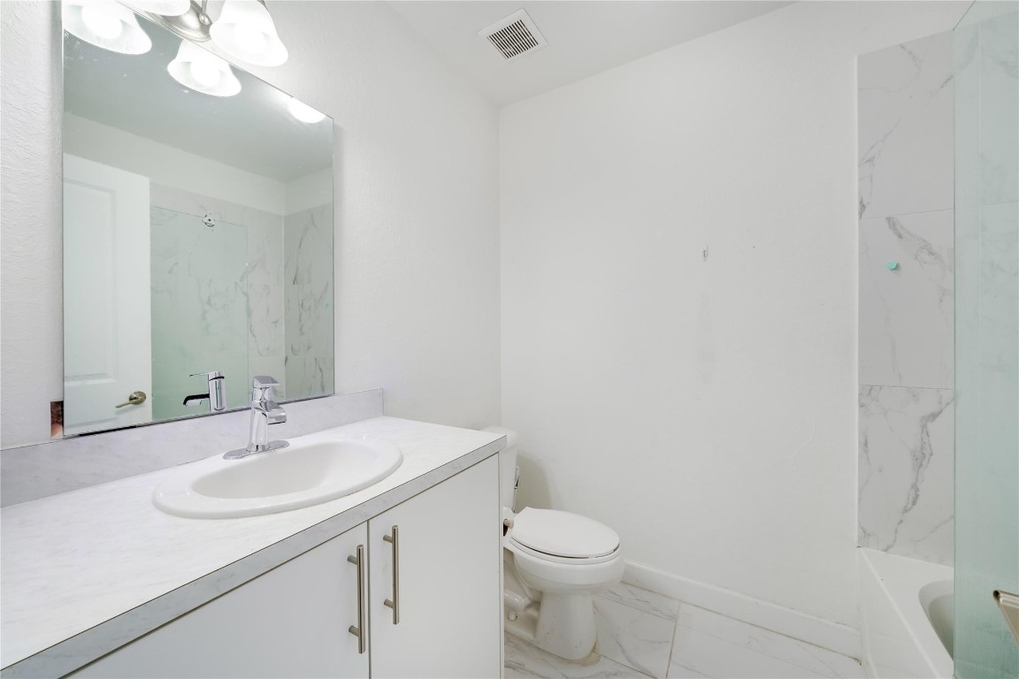 FOREST PARK VILLAS - Residential