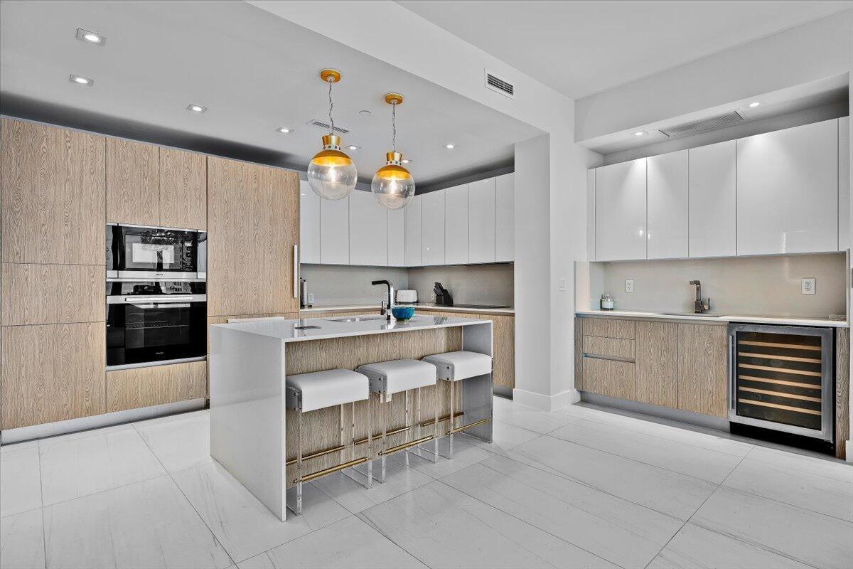 AMRIT OCEAN RESORT CONDO - Residential