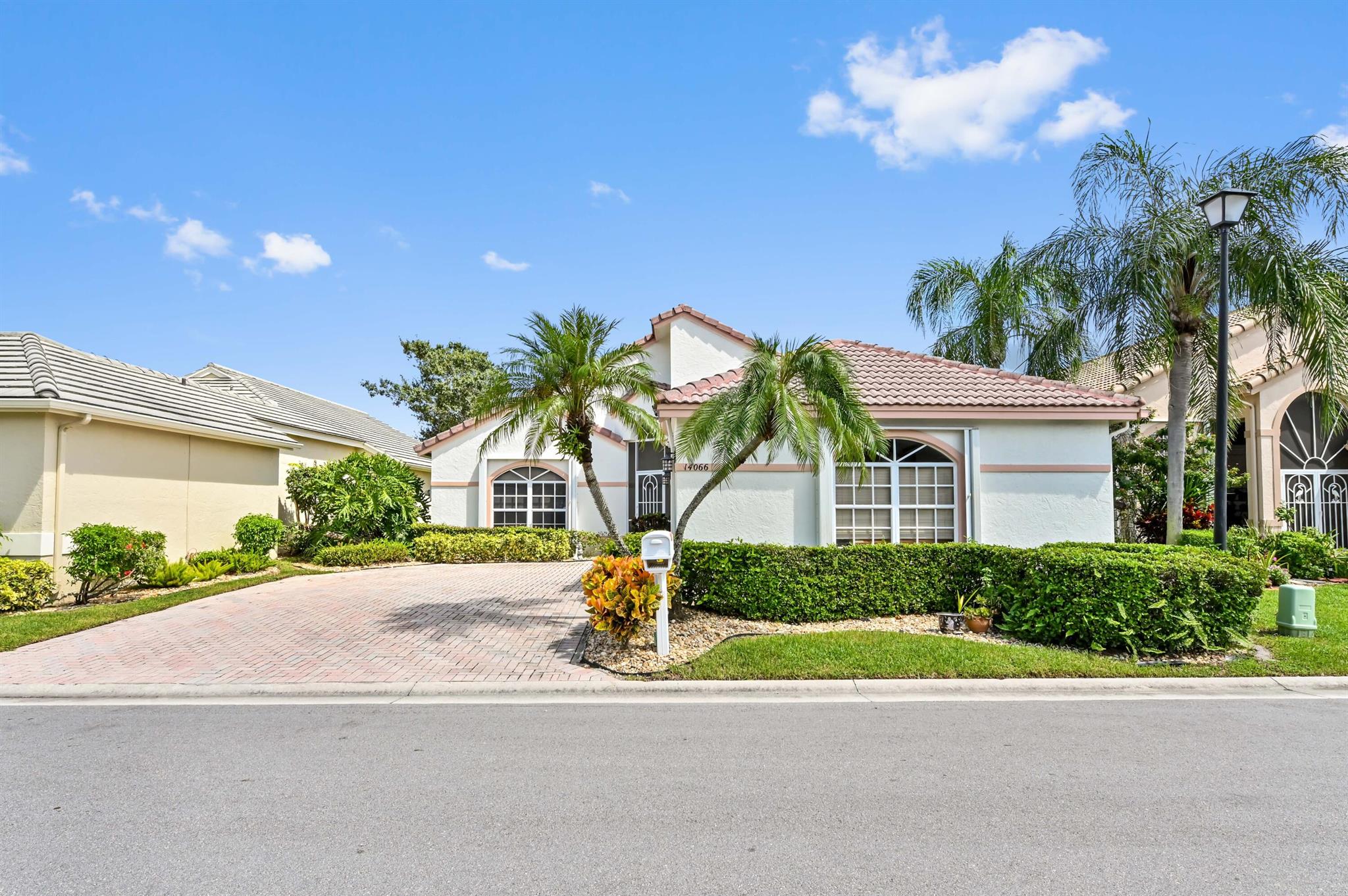 14066 Glenlyon Court, Delray Beach, FL, 33446/$650,000 1 14066 Glenlyon Court