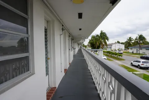 15 NW 204th St Unit 31, Miami Gardens, FL MLS: F10482600