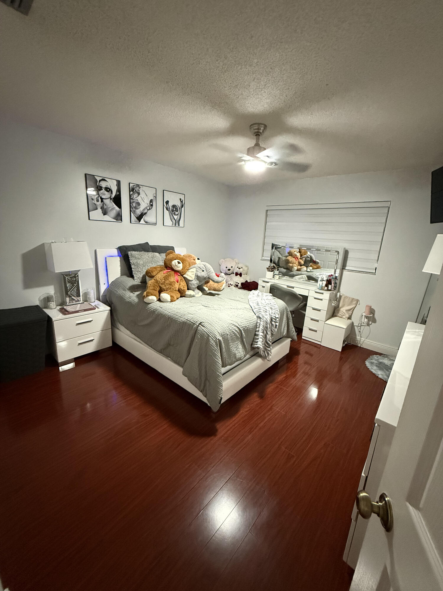 THE MOORS TOWNHOUSES - Residential