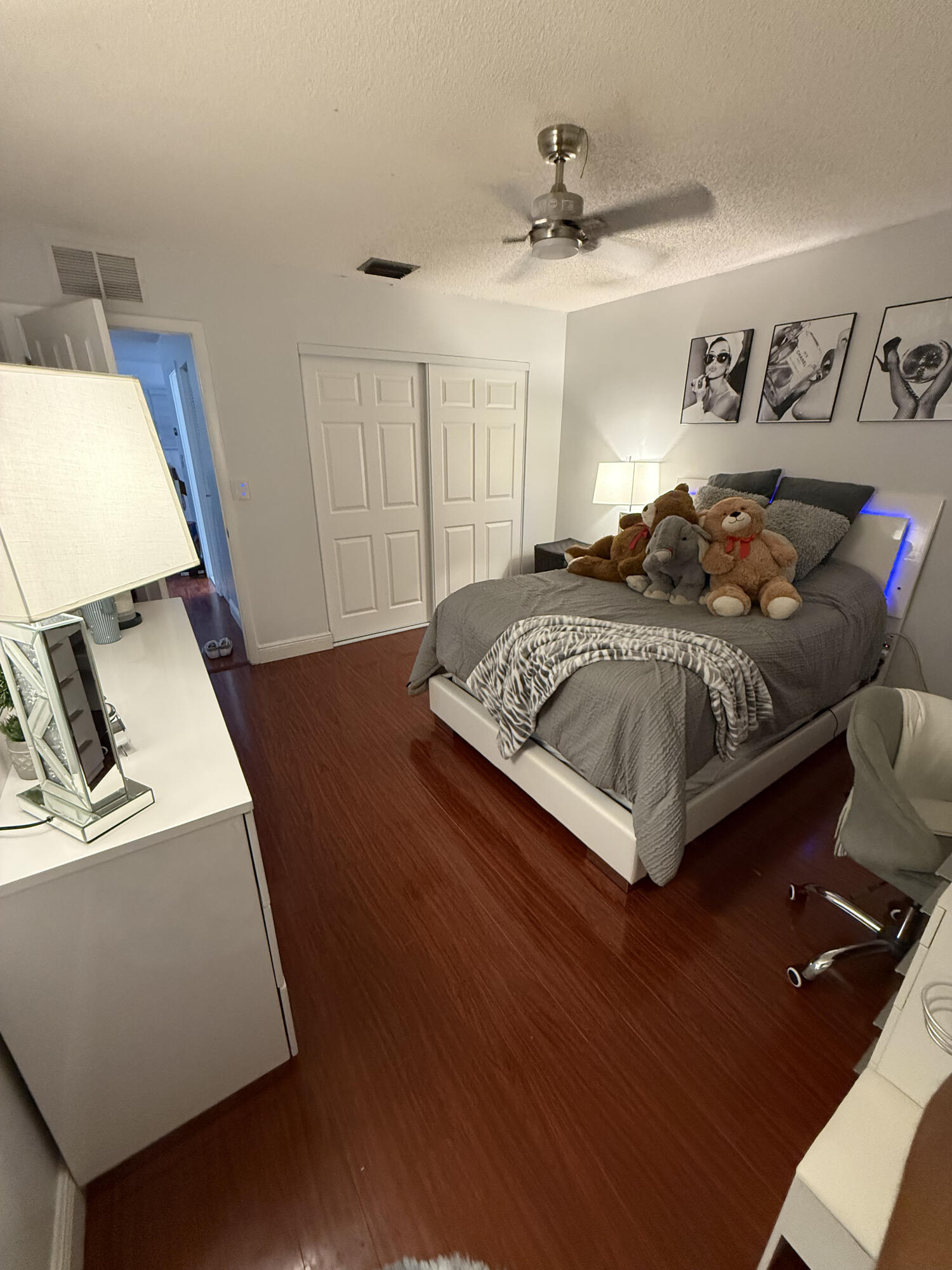 THE MOORS TOWNHOUSES - Residential