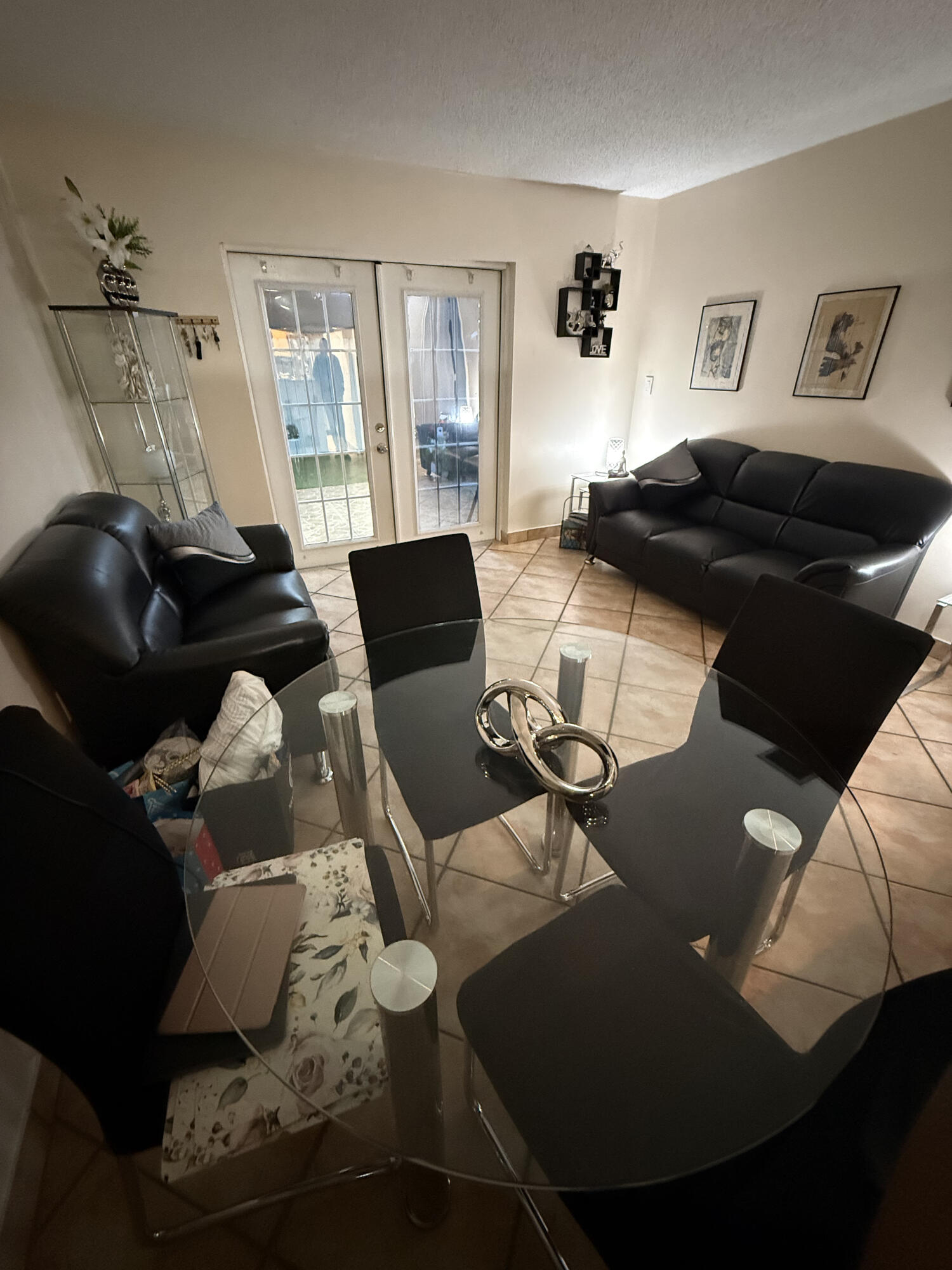 THE MOORS TOWNHOUSES - Residential