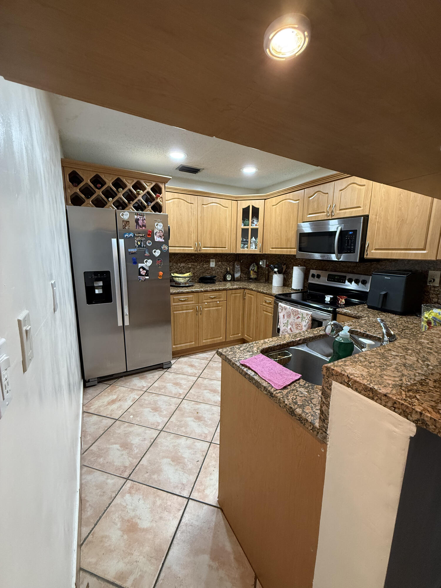 THE MOORS TOWNHOUSES - Residential