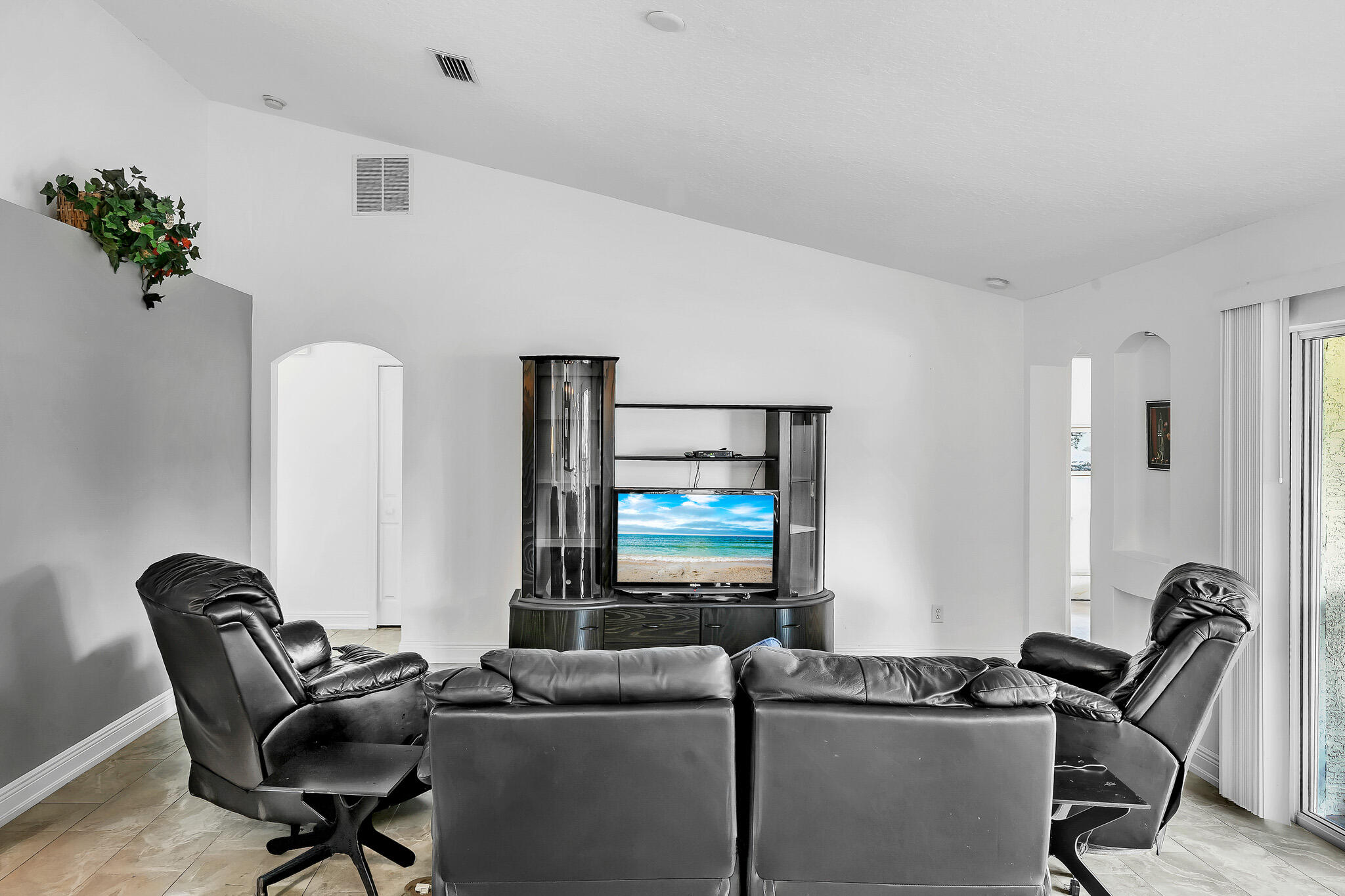 SANDPIPER BAY - Residential