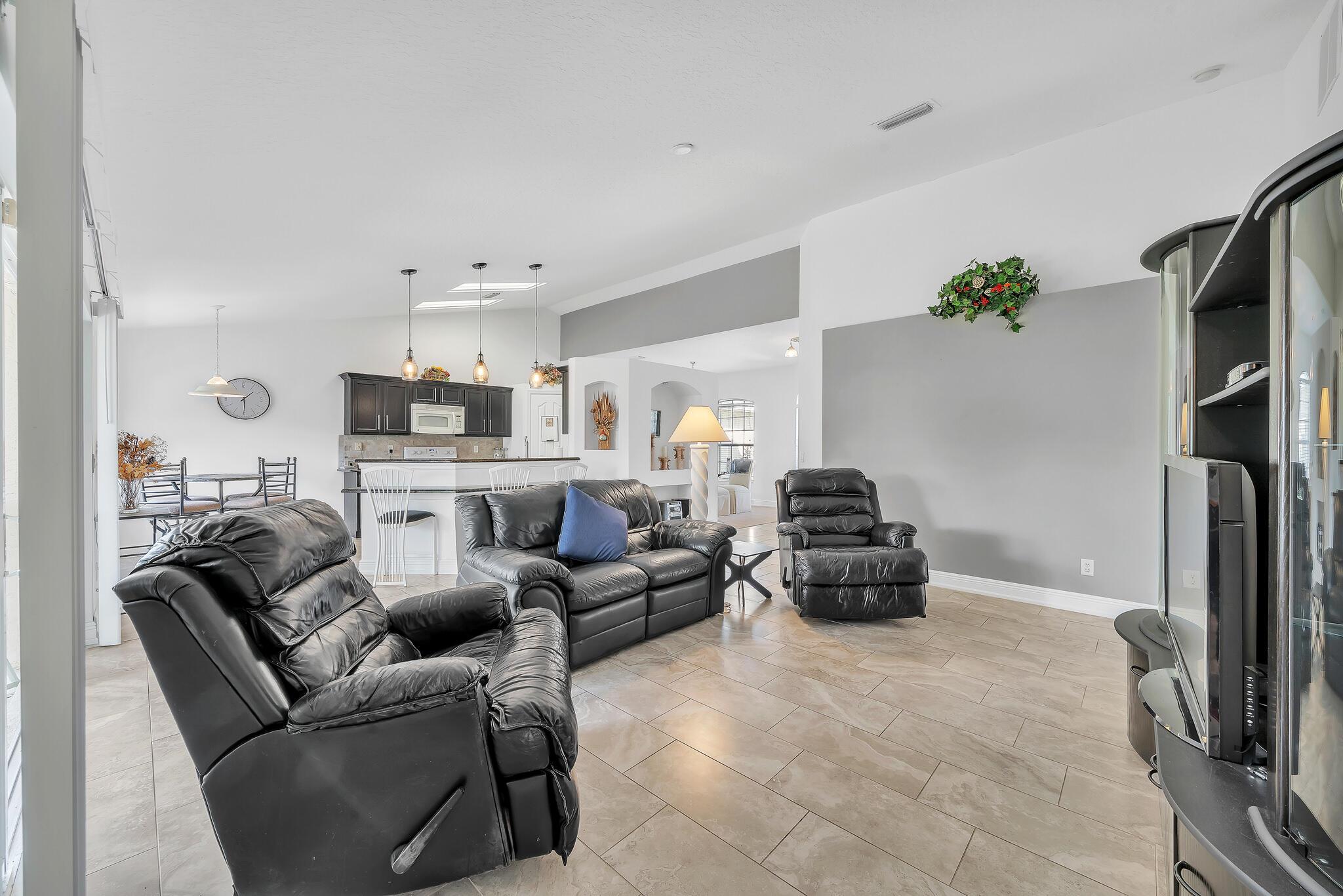 SANDPIPER BAY - Residential