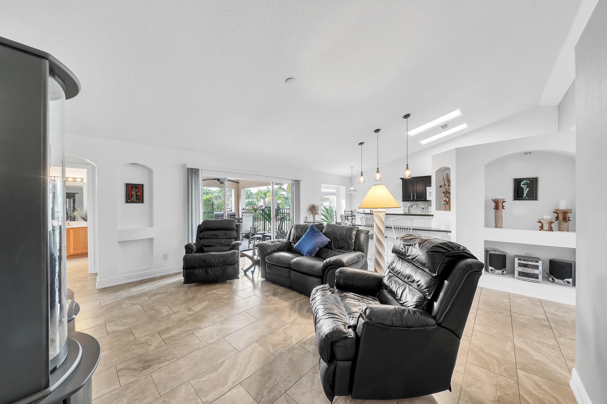 SANDPIPER BAY - Residential