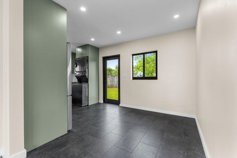 Tiny photo for 321 NE 59th Street, Oakland Park, FL 33334 (MLS # B26059322)