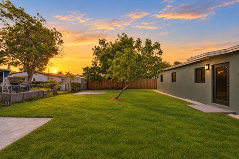 Tiny photo for 321 NE 59th Street, Oakland Park, FL 33334 (MLS # B26059322)