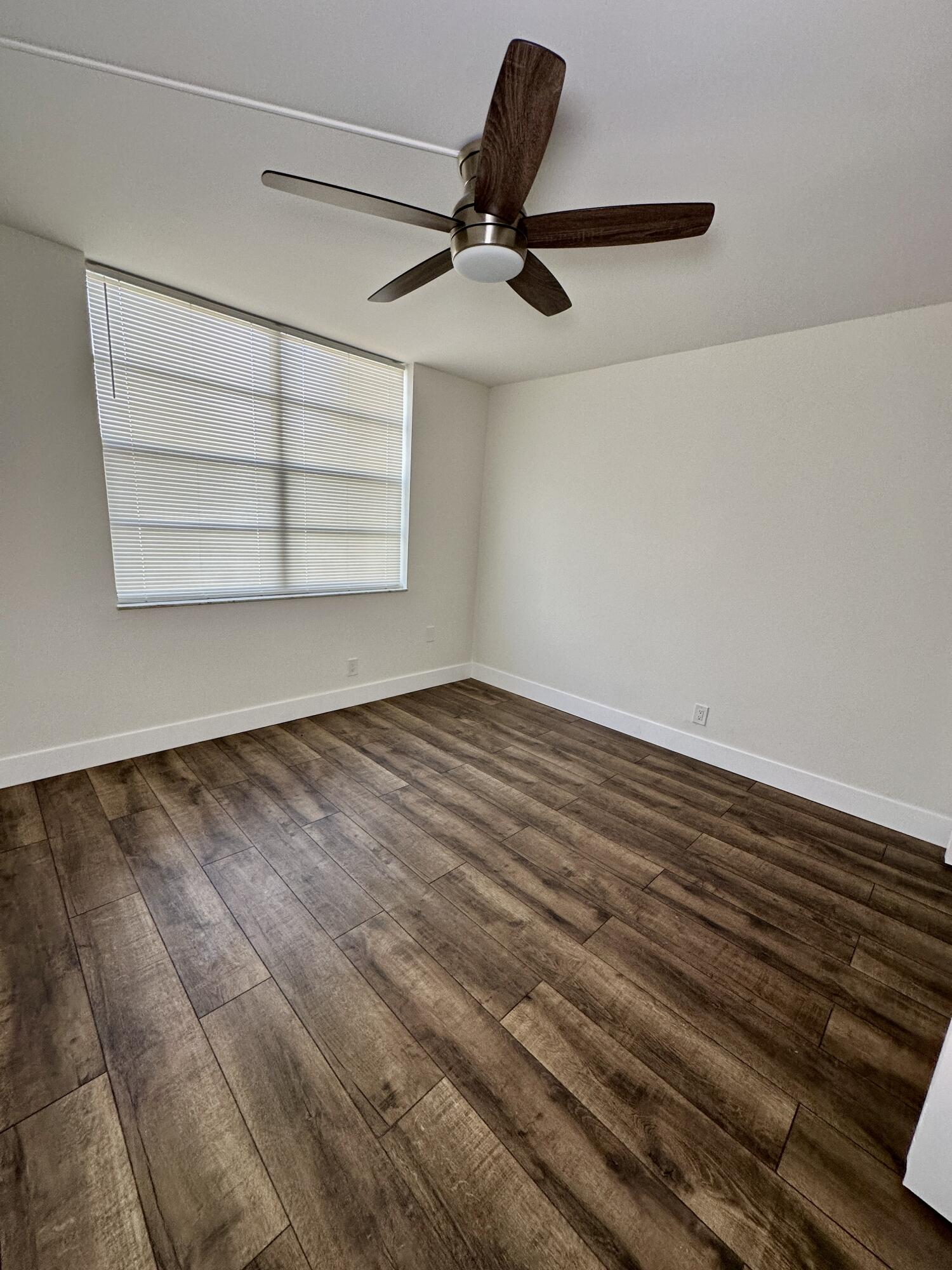 9 OF PALM SPRINGS 2 CONDO - Residential