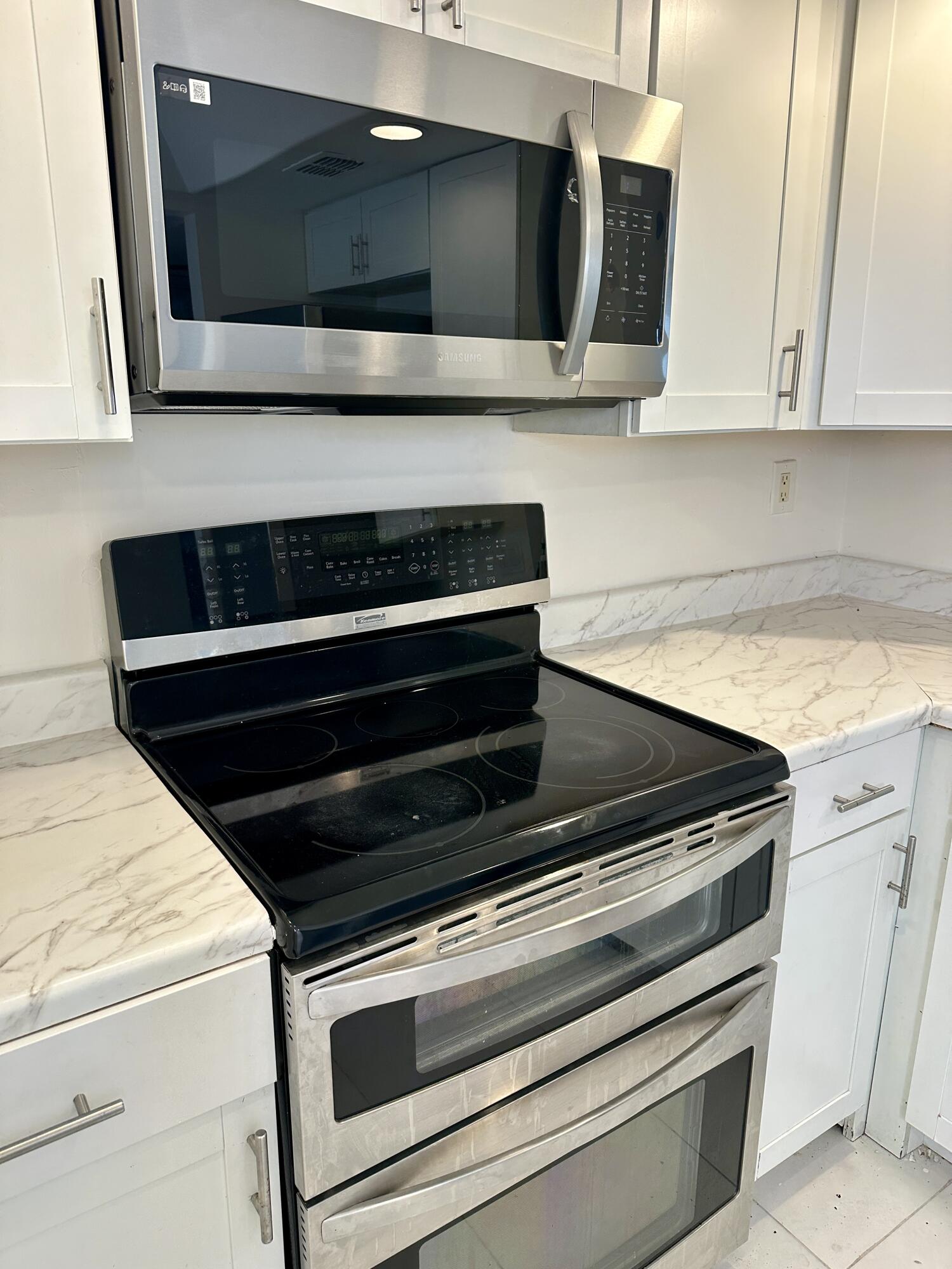 9 OF PALM SPRINGS 2 CONDO - Residential