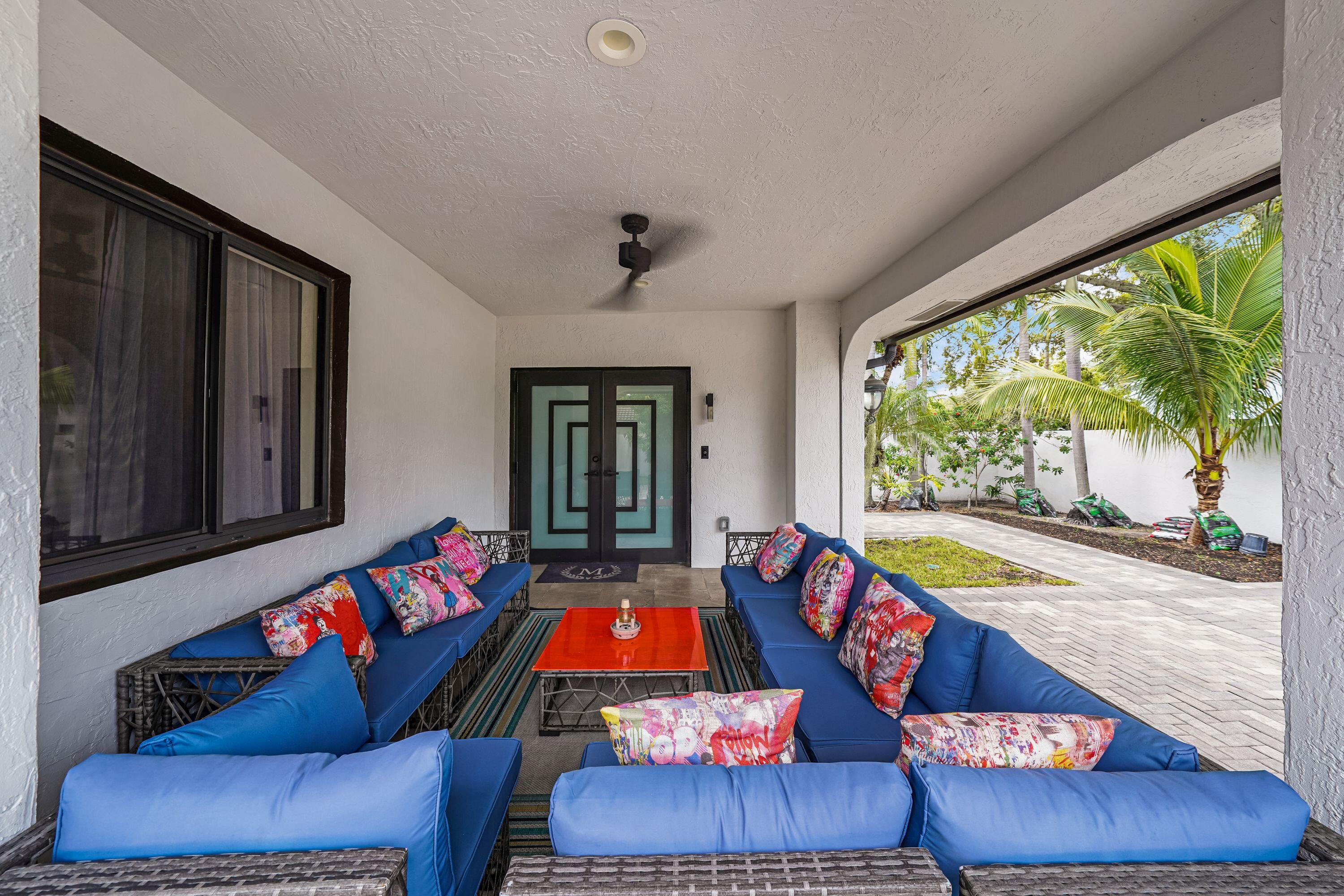 608 SW 17TH Street