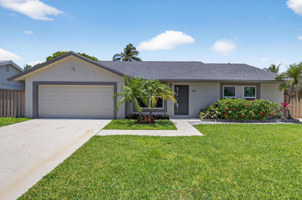 Photo of 621 NW 10th Court, Boynton Beach, FL 33426 (MLS # R11080258)