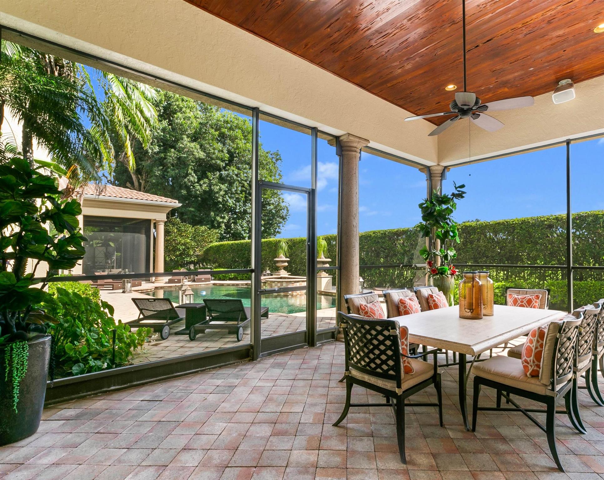 KENSINGTON - Residential