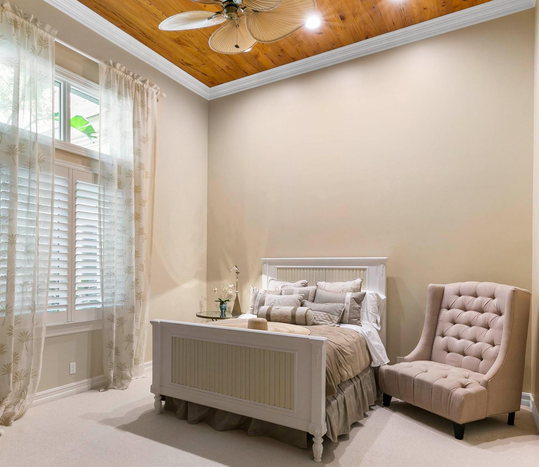 KENSINGTON - Residential