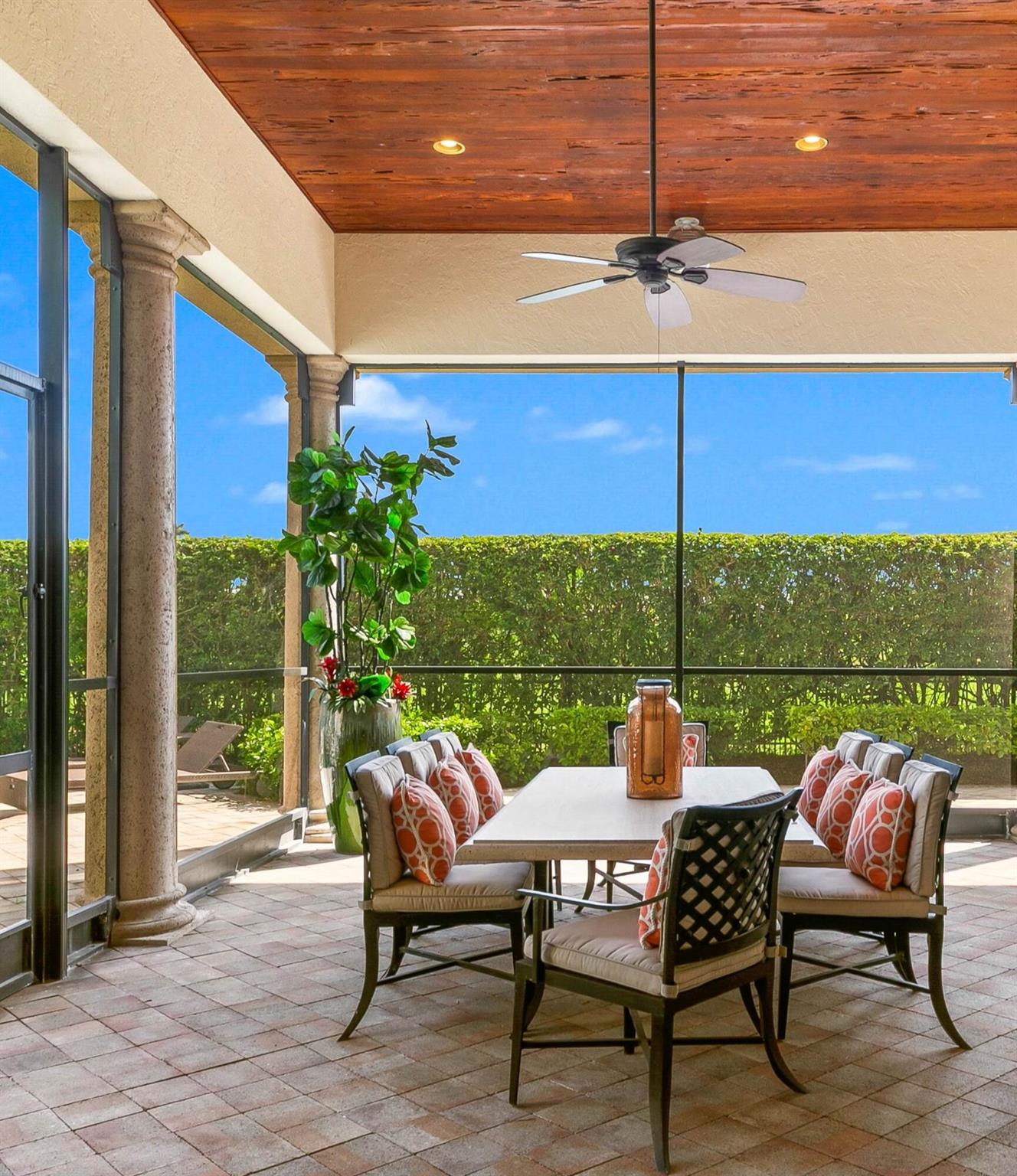 KENSINGTON - Residential