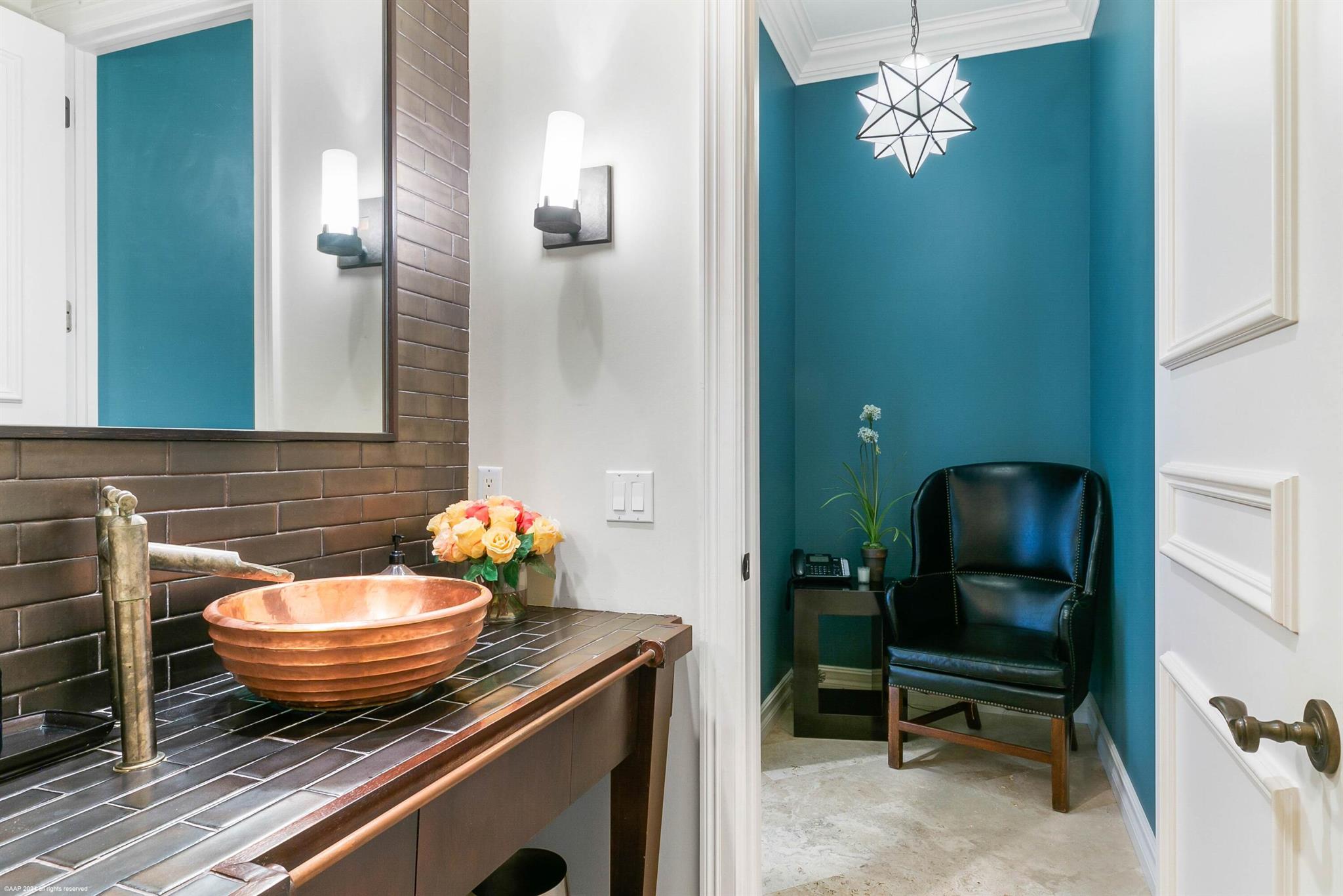 KENSINGTON - Residential