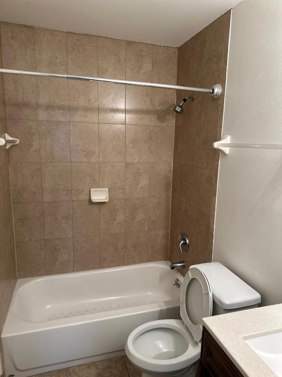 SOUTH SHORE 4 OF WELLINGTON - Residential Lease