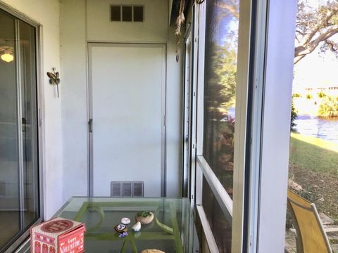 Tiny photo for 7 Oakridge B #7, Deerfield Beach, FL 33442 (MLS # F10548923)