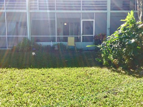 Tiny photo for 7 Oakridge B #7, Deerfield Beach, FL 33442 (MLS # F10548923)
