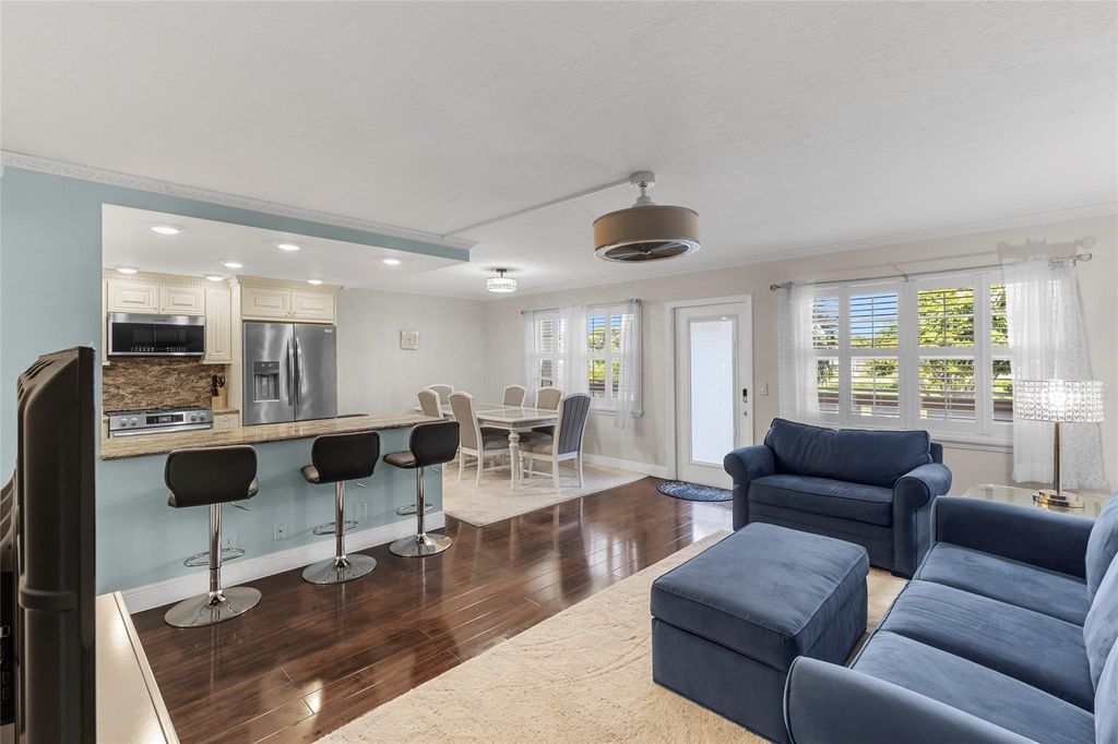 Photo of 2065 Lyndhurst N #2065, Deerfield Beach, FL 33442 (MLS # F10528972)