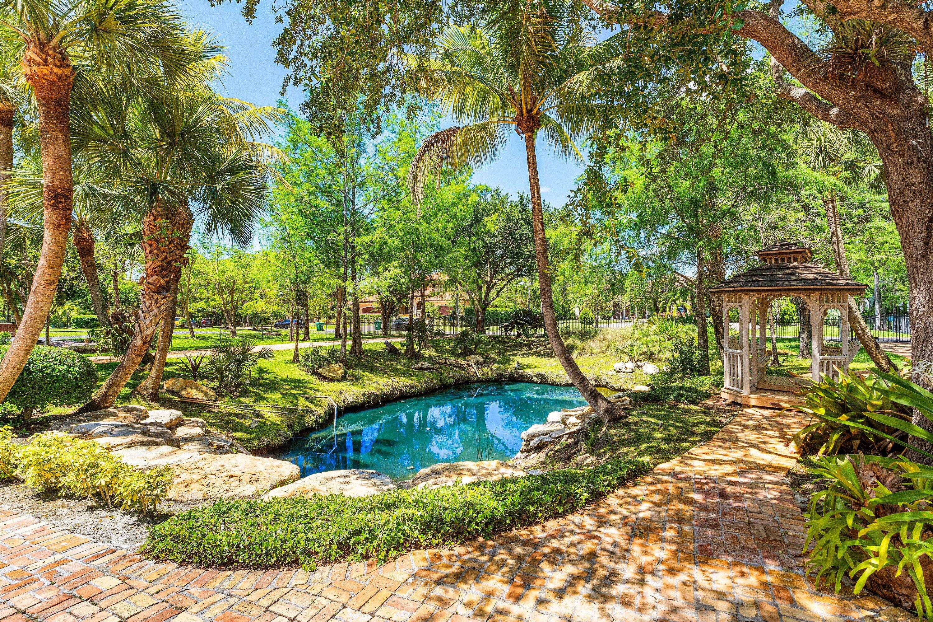 Parkland - Residential