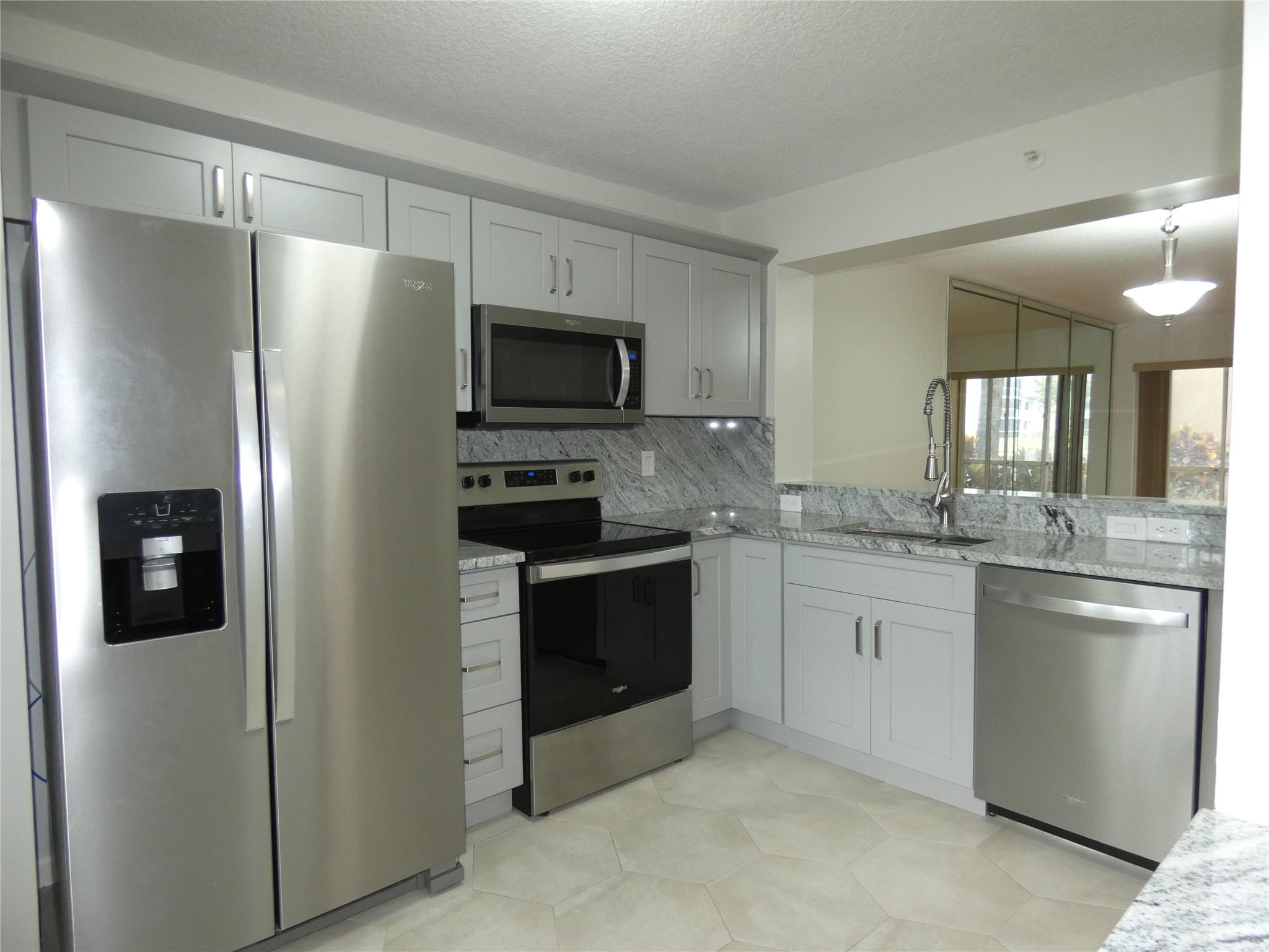 Weldon @ King's Point - Residential