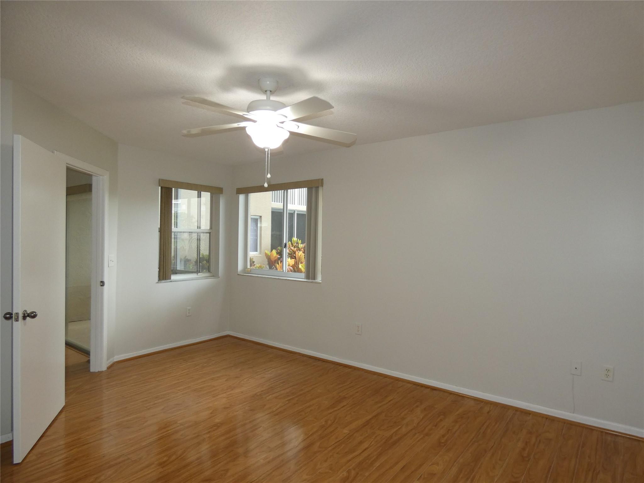 Weldon @ King's Point - Residential