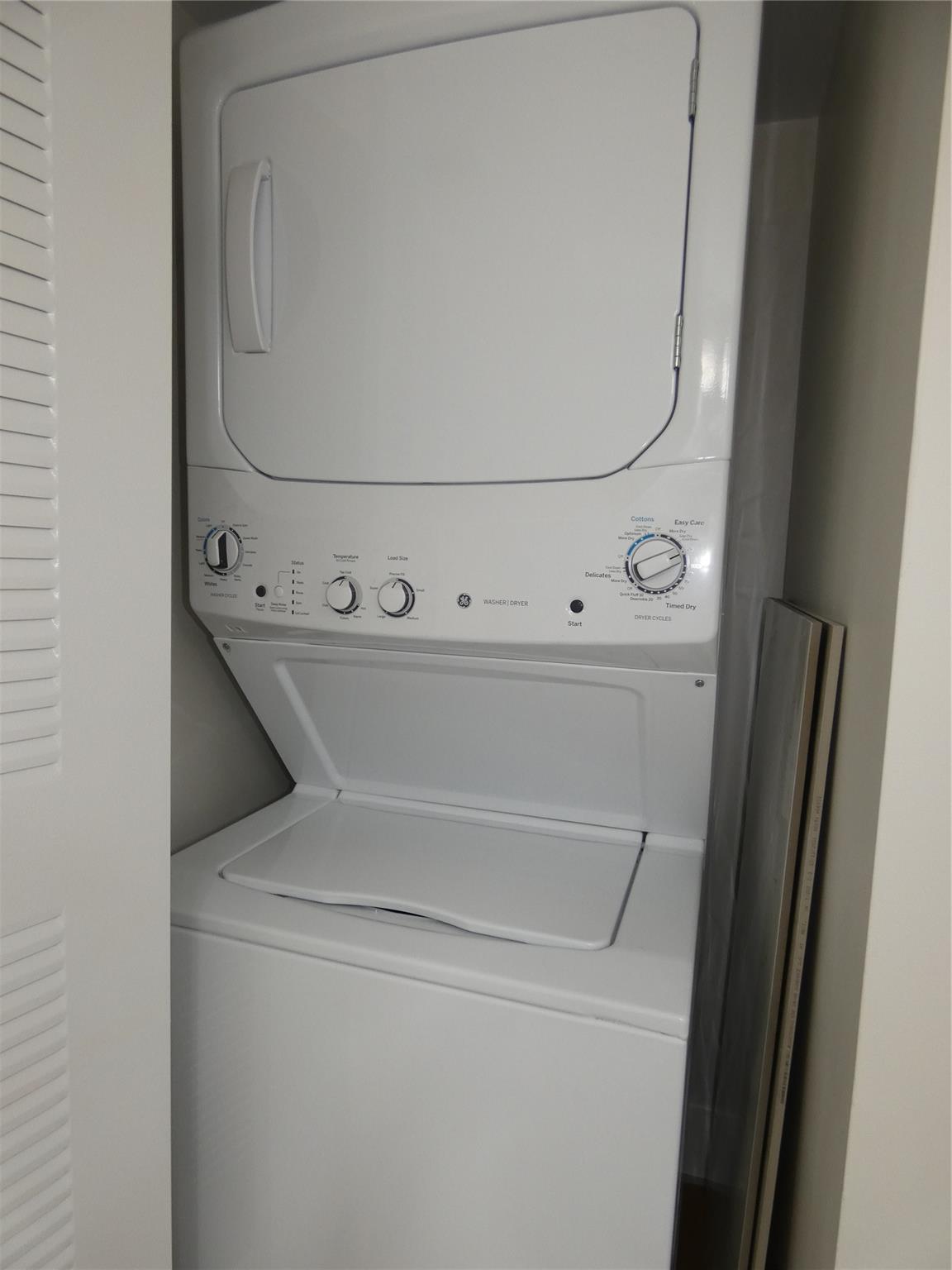 Weldon @ King's Point - Residential