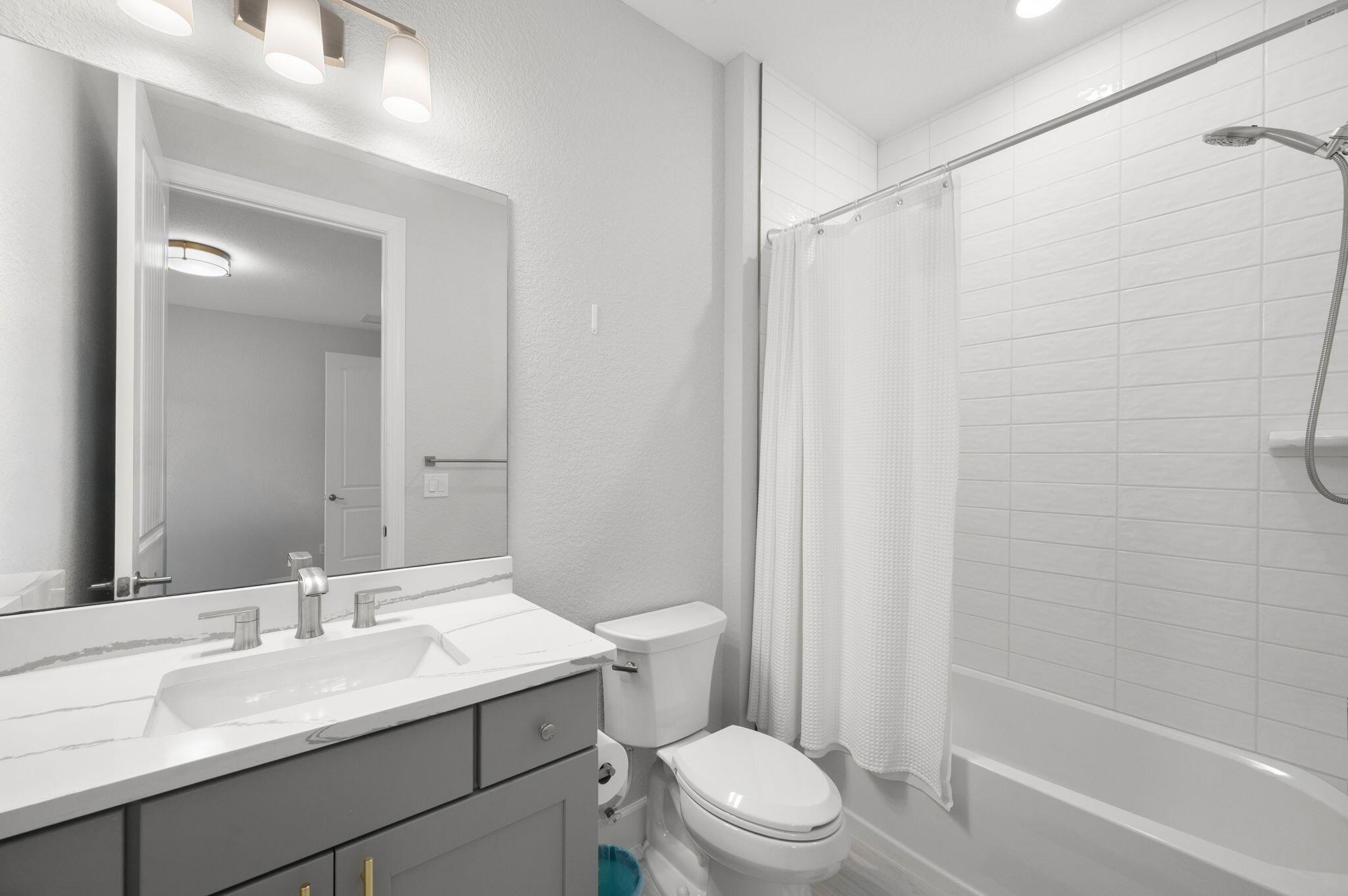 DEL WEBB AT TRADITION PLA - Residential