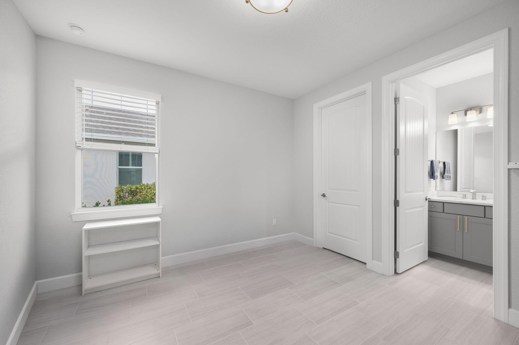 DEL WEBB AT TRADITION PLA - Residential